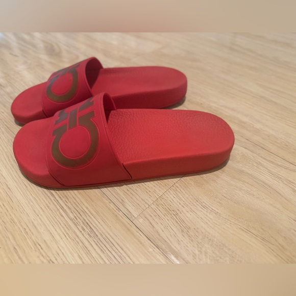 Salvatore Ferragamo Red Rubber Slides - Picture 4 of 7